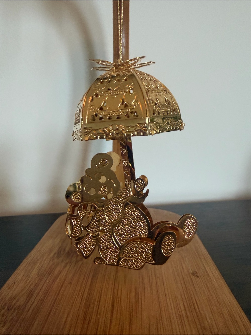 Gold Plated Bear with Hanging Parasol Ornament